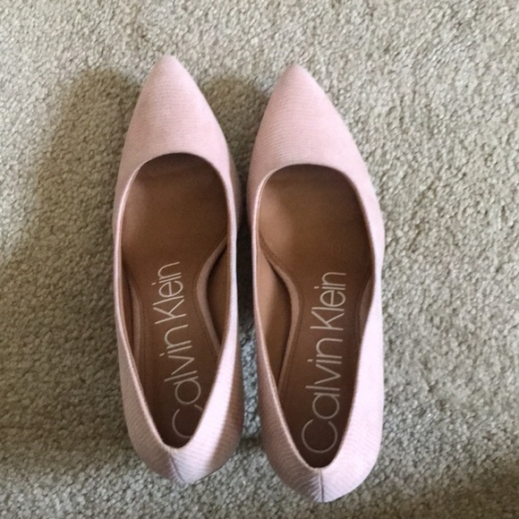 Calvin Klein Kamara Pump with Croc Styling in Nude with Pink Undertones-Size 8.5 - Picture 2 of 12